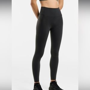 Arc’teryx essent leggings